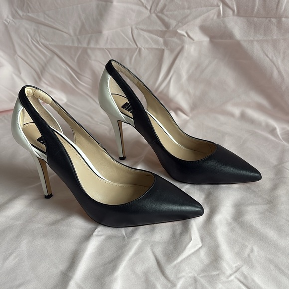 White House Black Market Two-Tone Heels - Picture 7 of 12